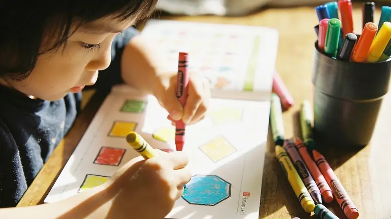 How Coloring Builds Fine Motor Skills in Toddlers